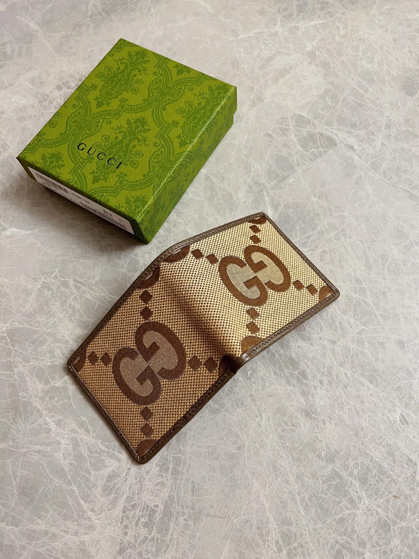 グッチ財布 レプリカ角部分ディテール